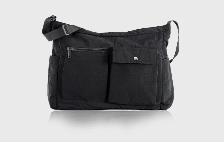 Black MG5003 large-capacity crossbody bag with front zip and flap pockets